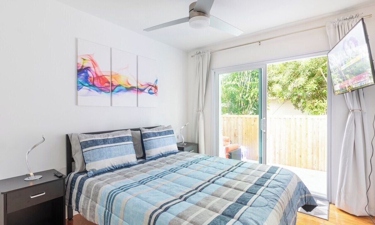 Photo of Bedroom in Lake Ridge