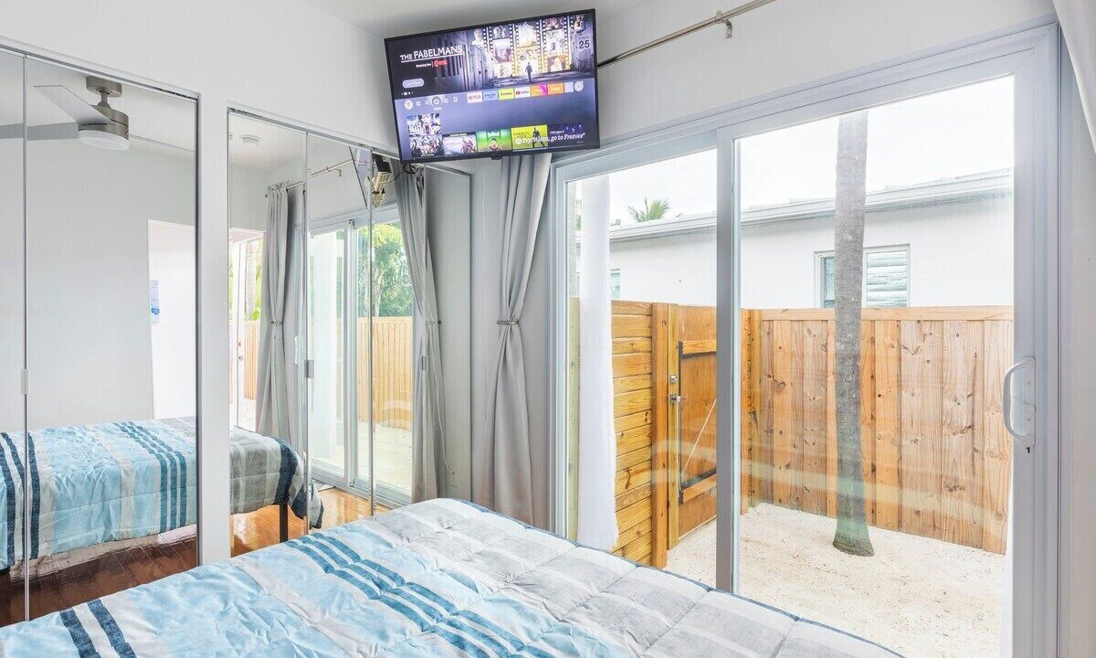 Photo of Bedroom in Lake Ridge