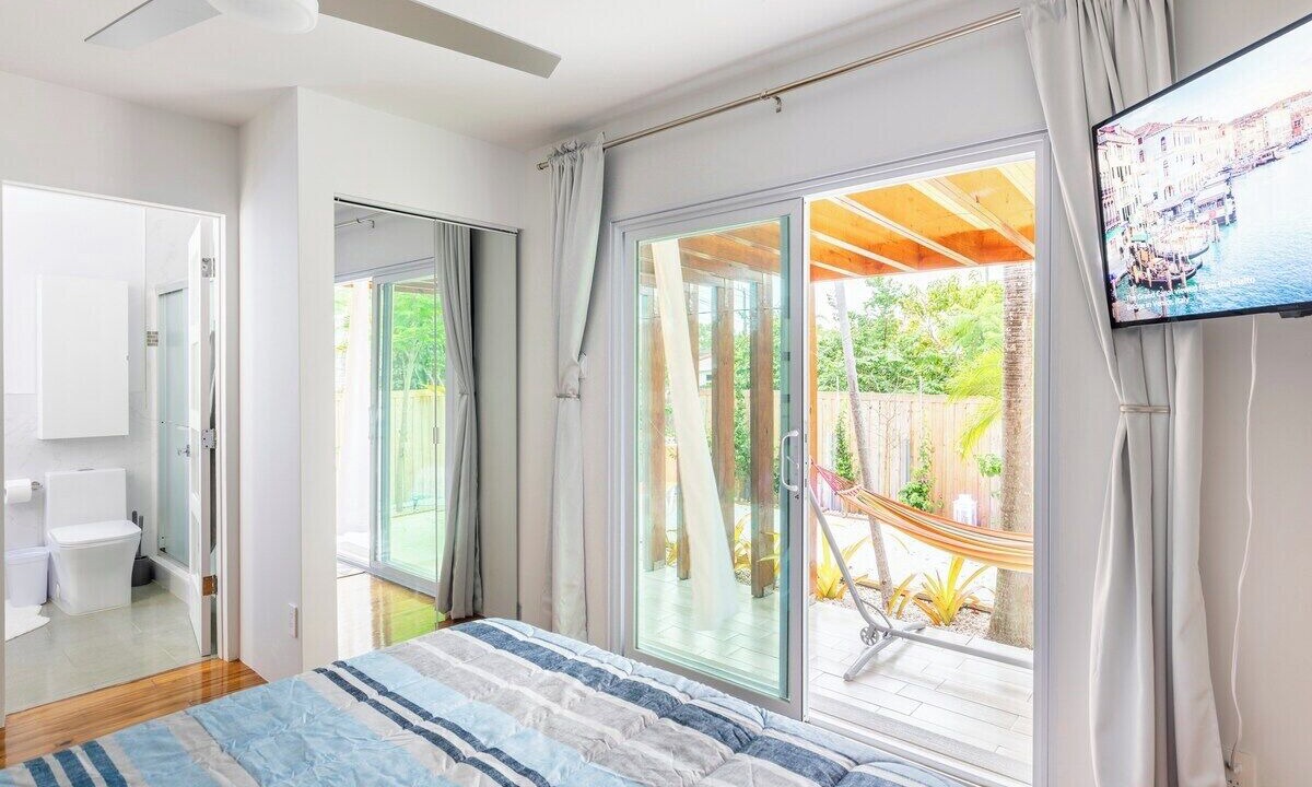 Photo of Bedroom in Lake Ridge