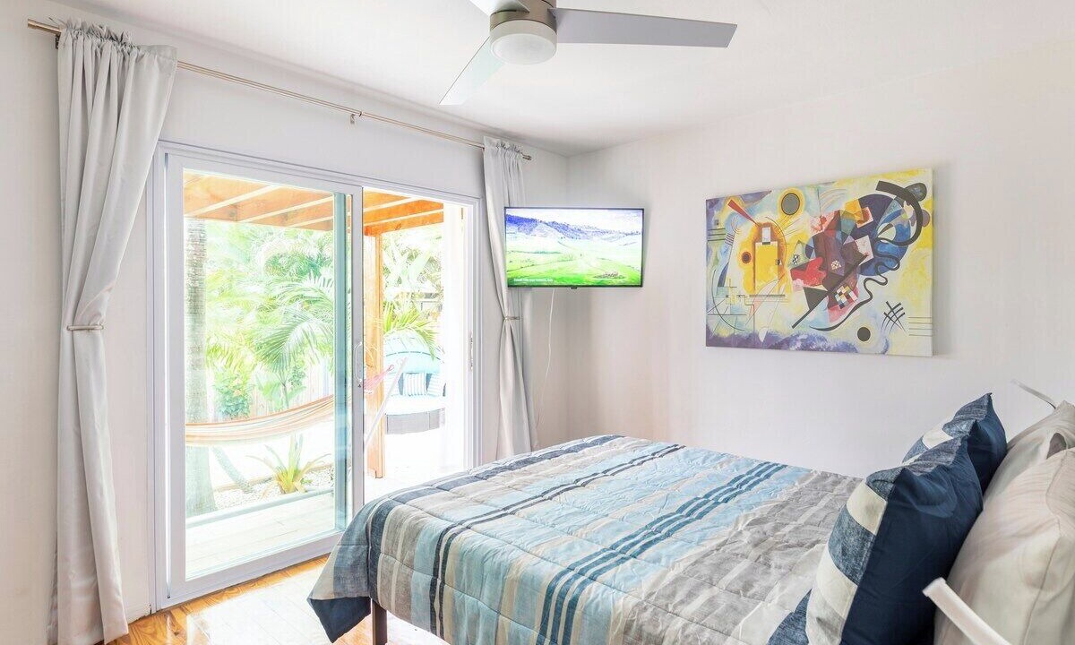 Photo of Bedroom in Lake Ridge