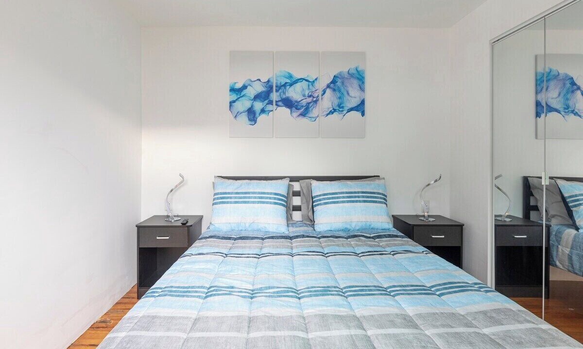 Photo of Bedroom in Lake Ridge