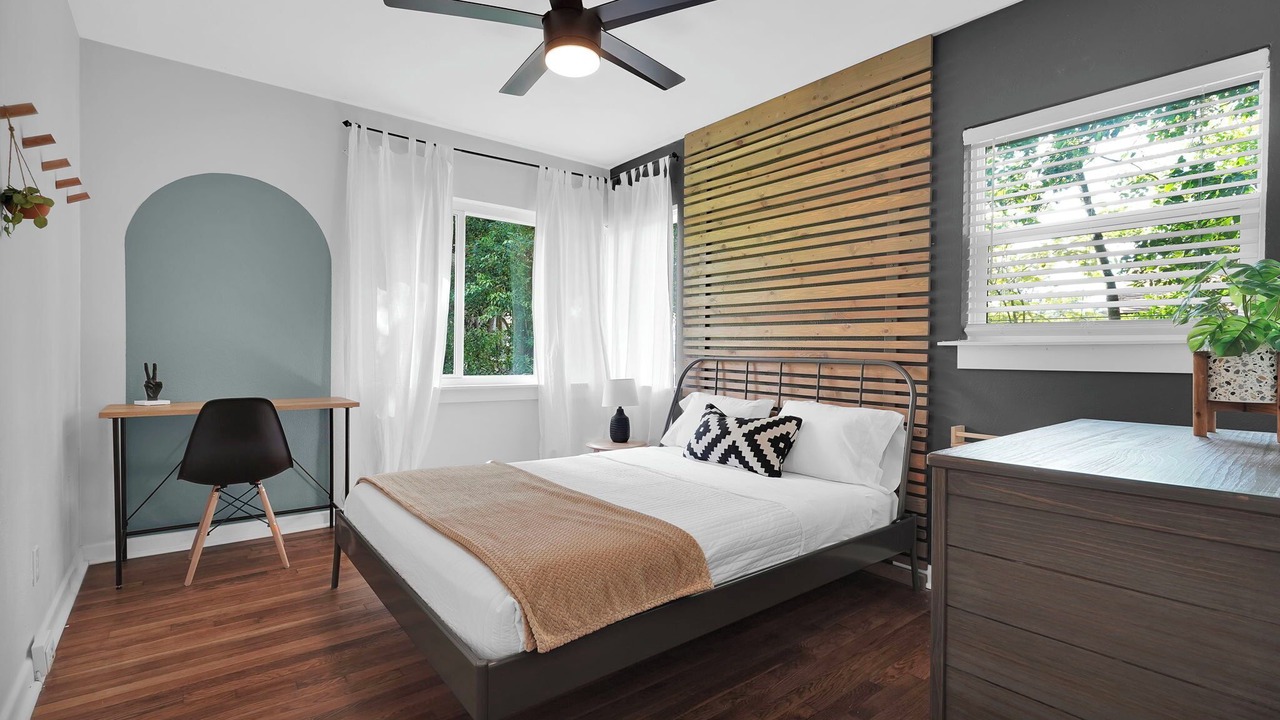 Photo of Bedroom in Lakewood