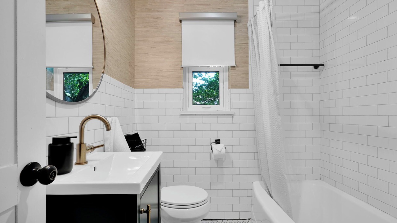 Photo of Bathroom in Lakewood