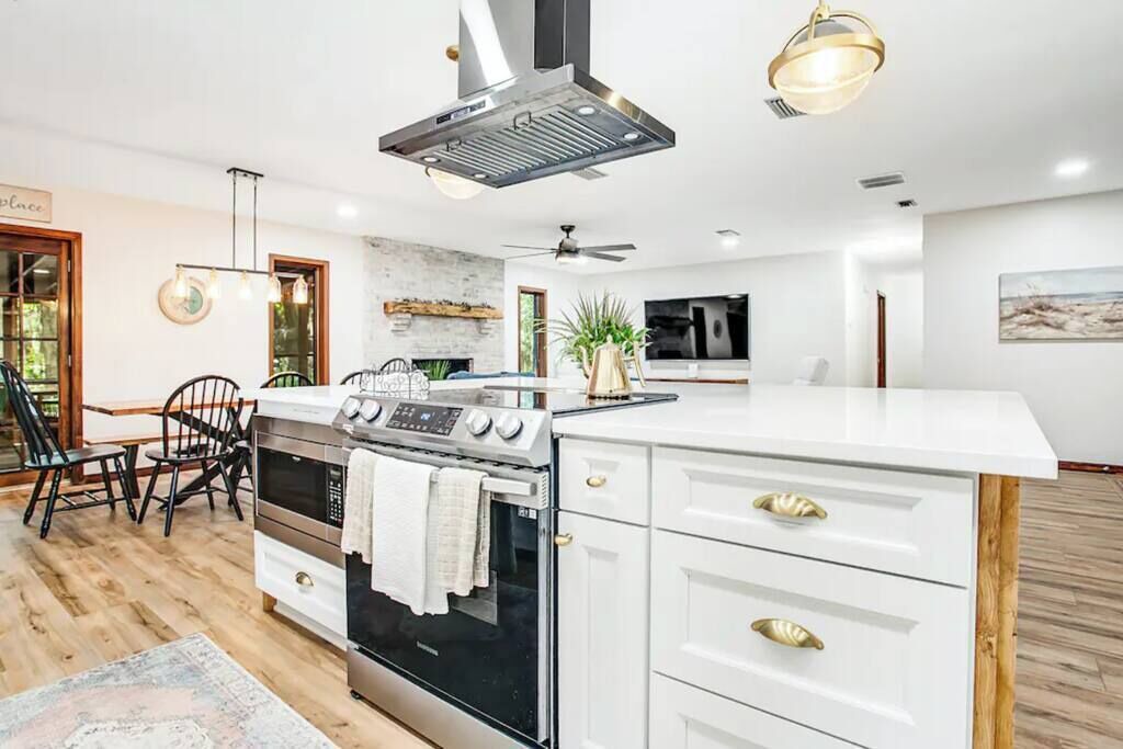 Photo of Kitchen in Amelia City
