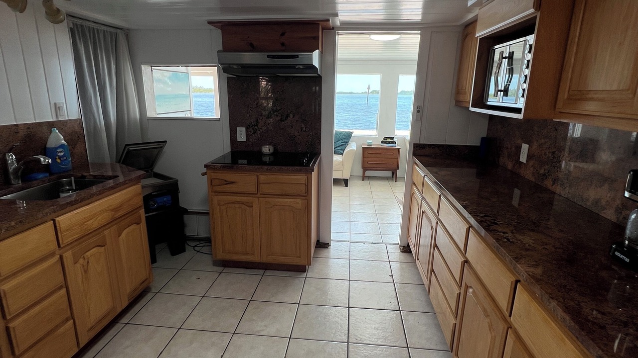 Photo of Kitchen in Aripeka