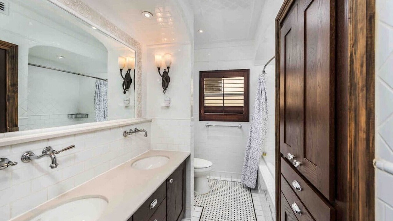 Photo of Bathroom in Seybold