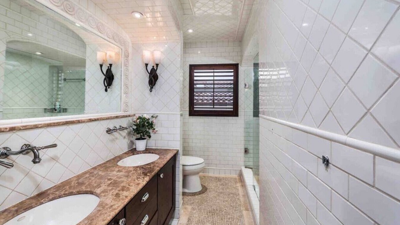 Photo of Bathroom in Seybold