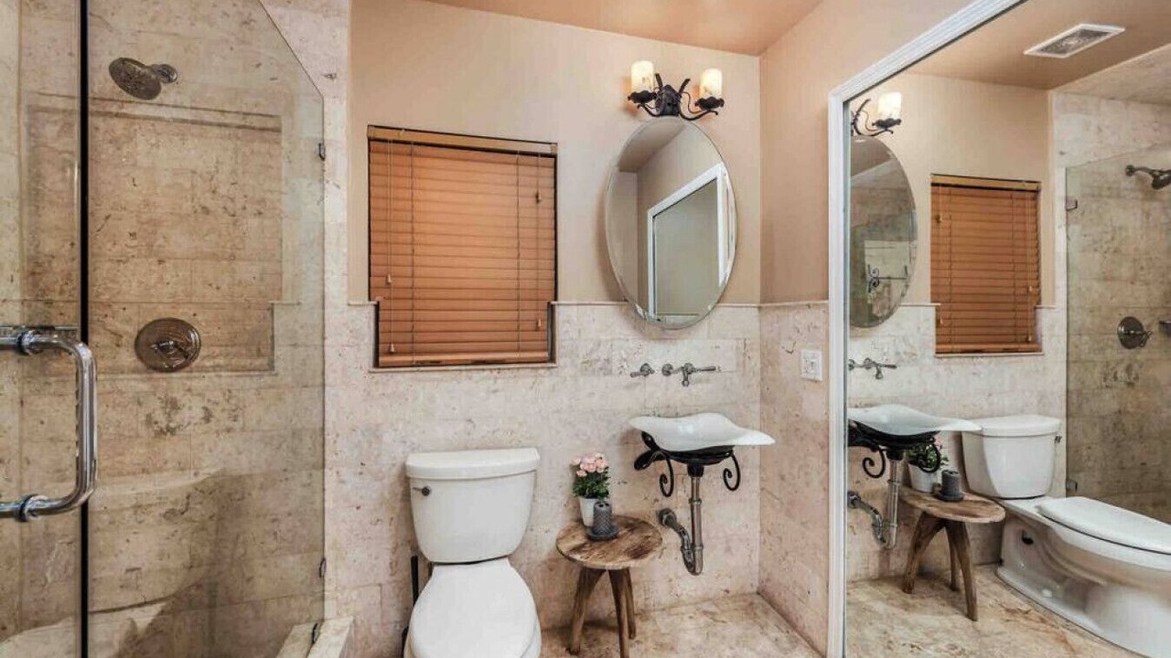 Photo of Bathroom in Seybold