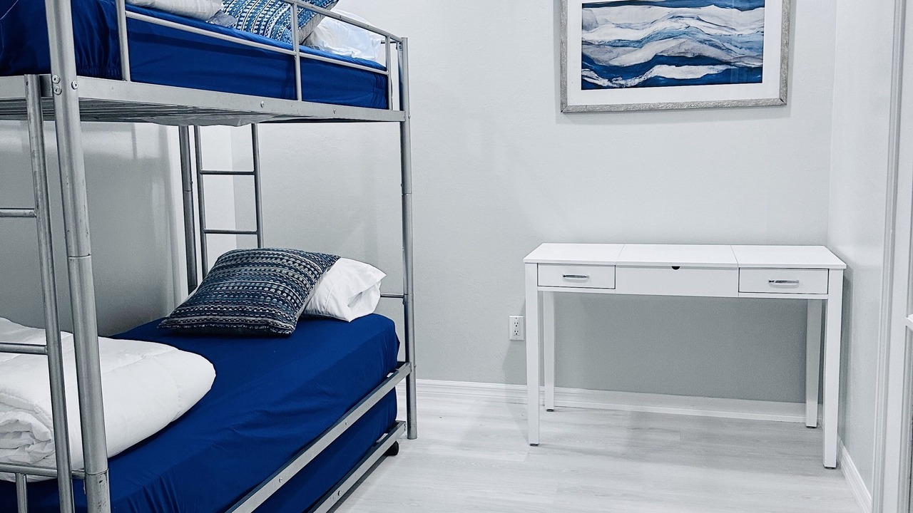 Photo of Bedroom in Diplomat