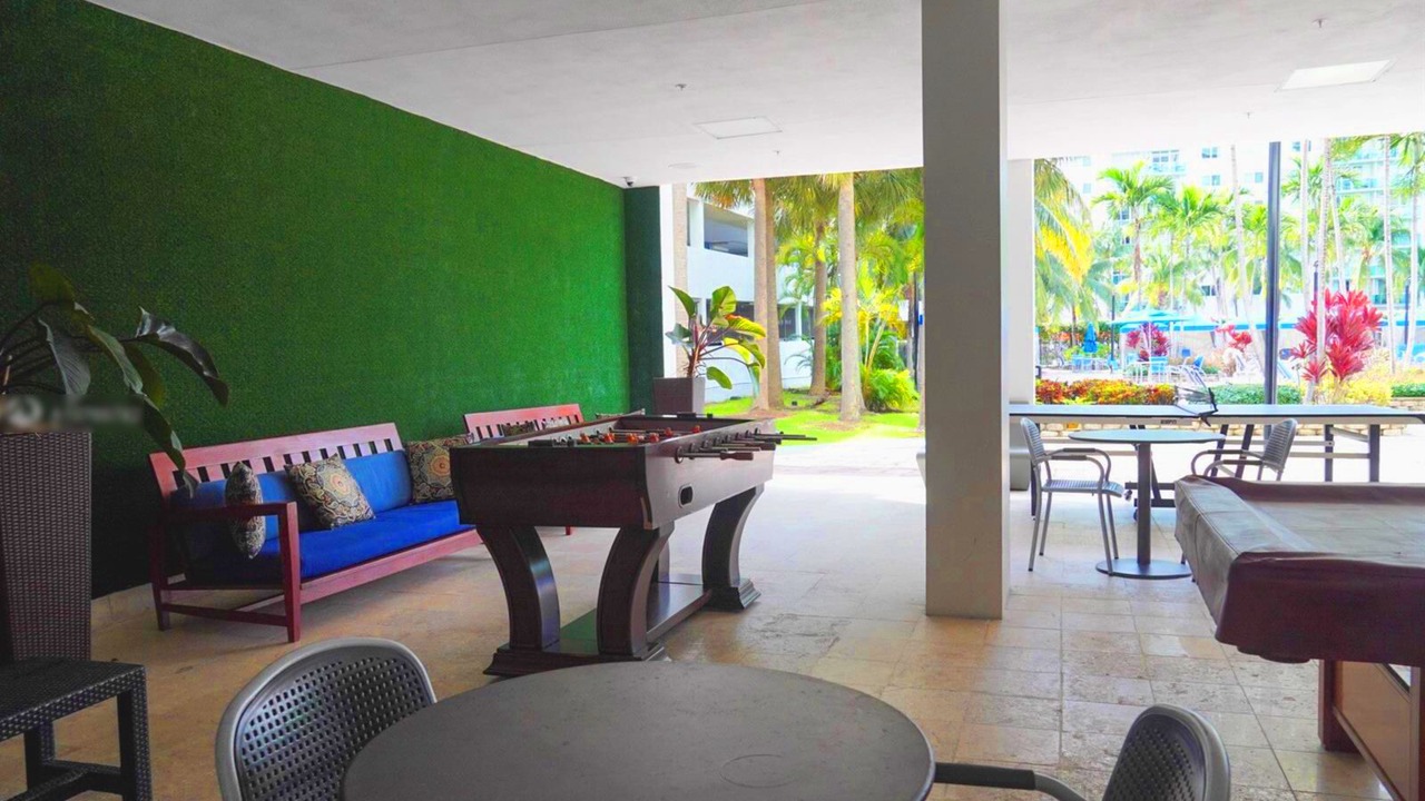 Photo of Outdoor in Golden Beach