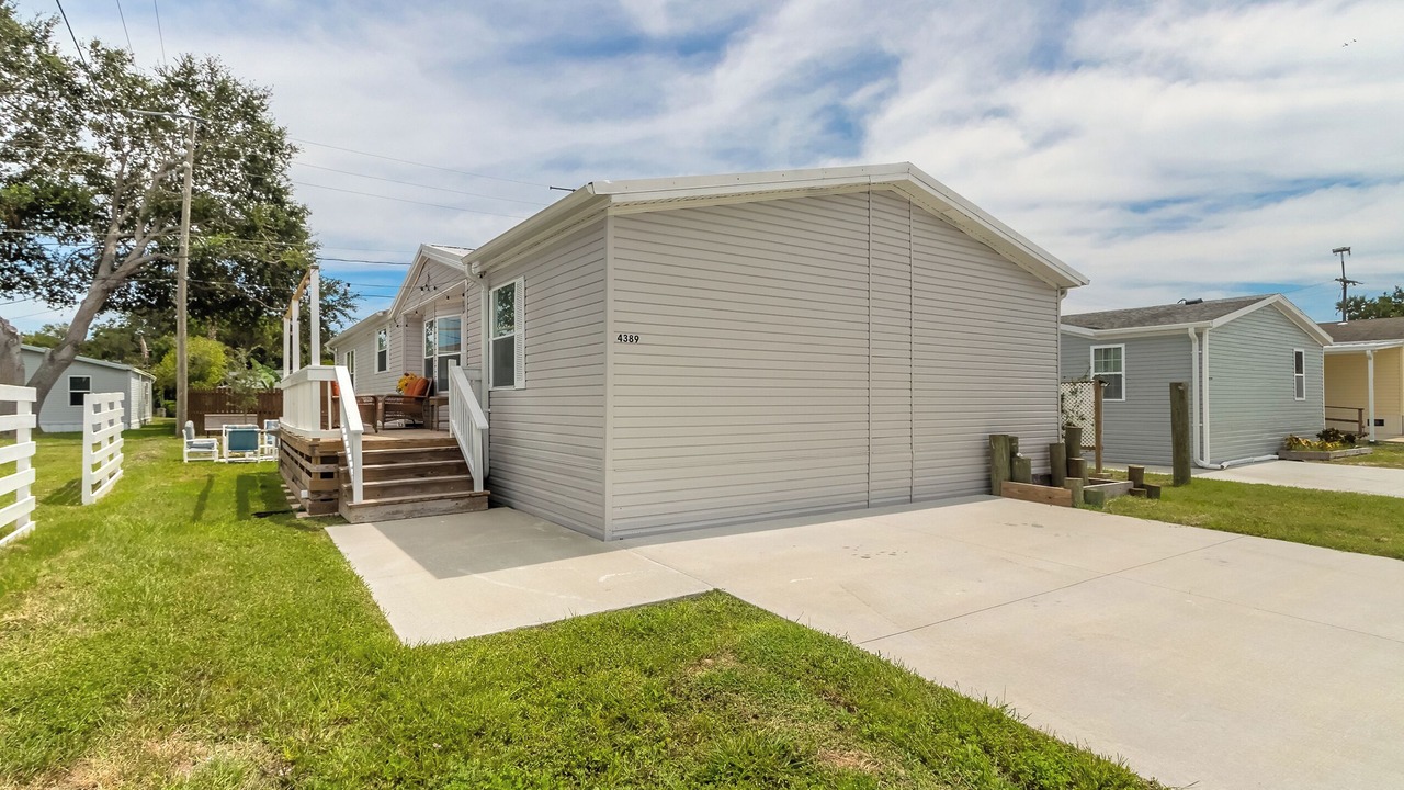 Photo of Outdoor in Edgewater