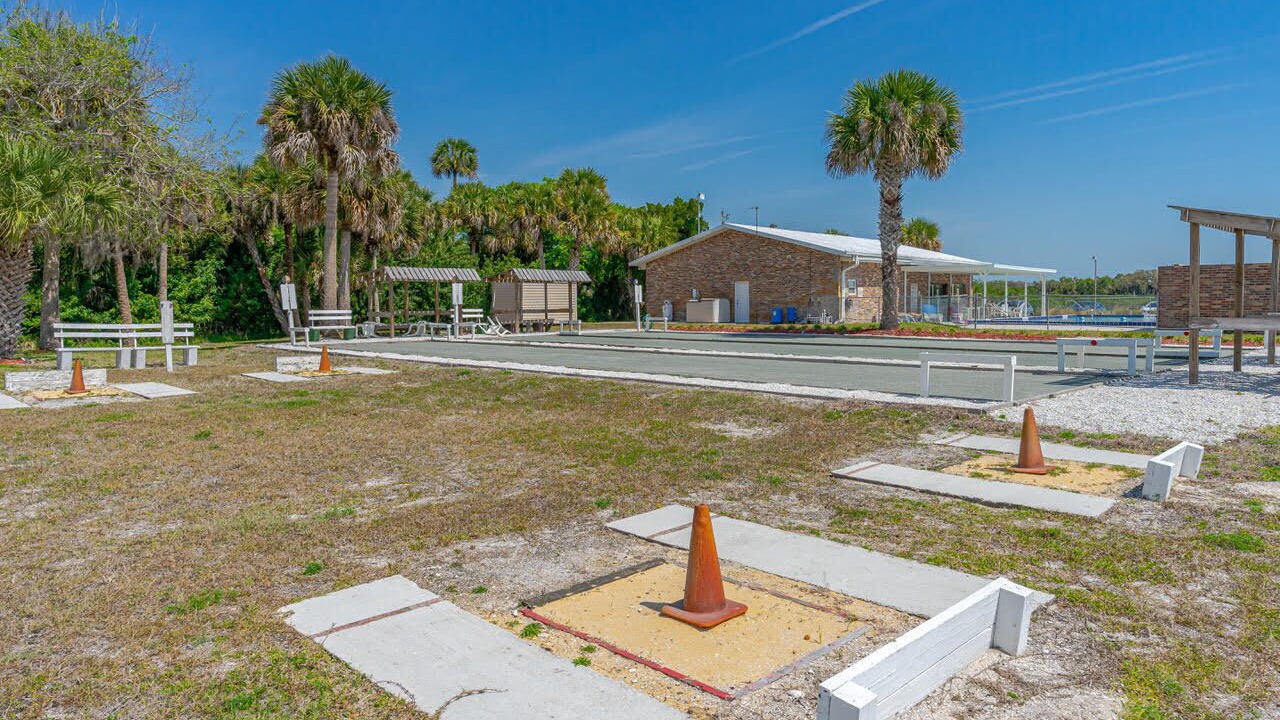 Photo of Outdoor in Edgewater