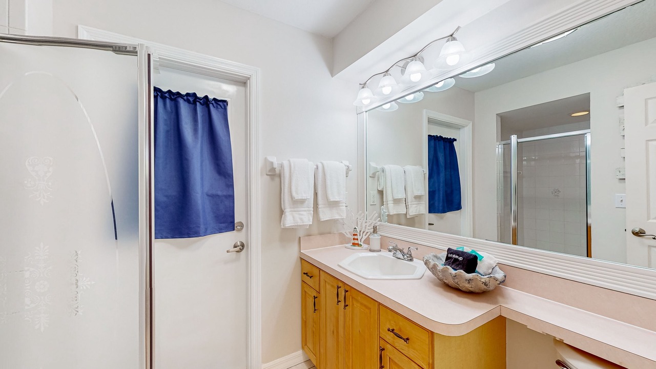 Photo of Bathroom in Sebastian Highlands