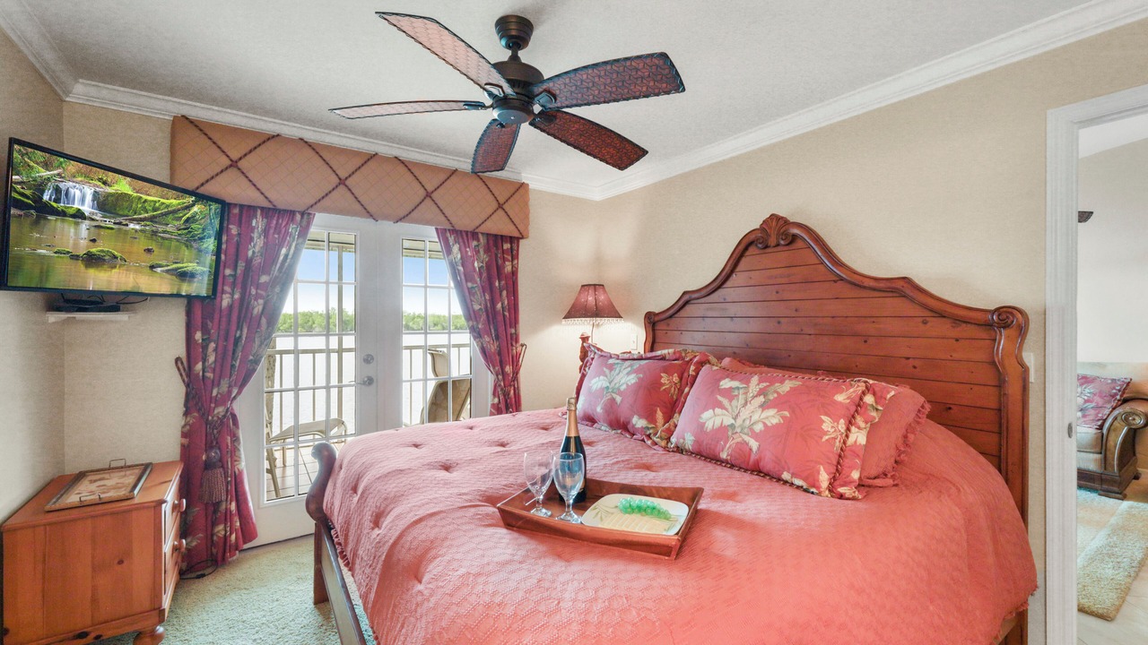 Photo of Bedroom in Hammock Bay