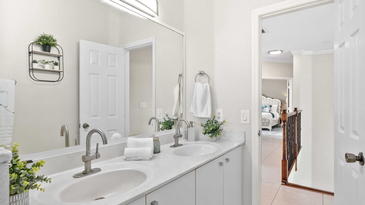Photo of Bathroom in Country Walk