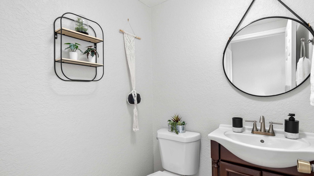 Photo of Bathroom in Country Walk