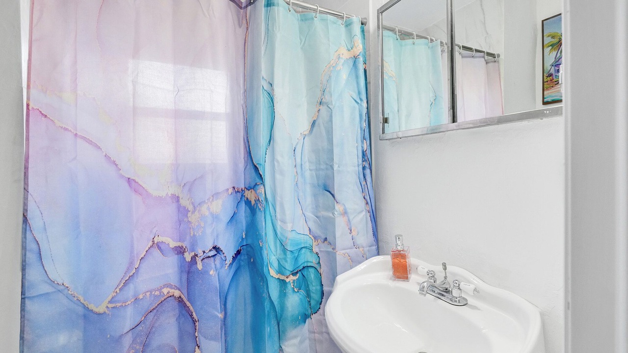 Photo of Bathroom in Royal Poinciana