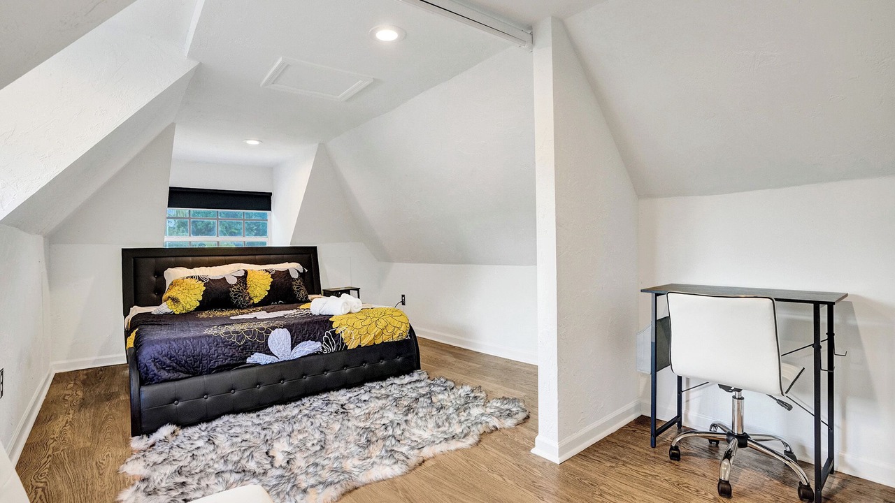 Photo of Bedroom in Royal Poinciana
