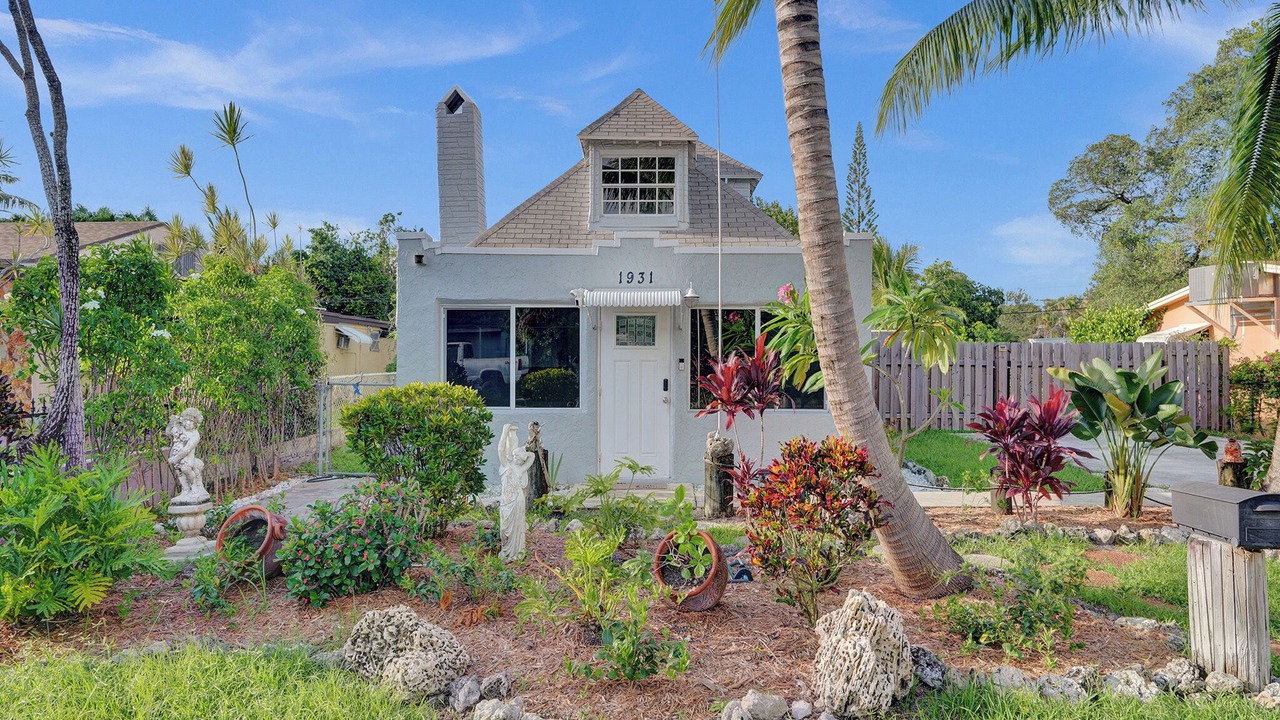 Photo of Outdoor in Royal Poinciana