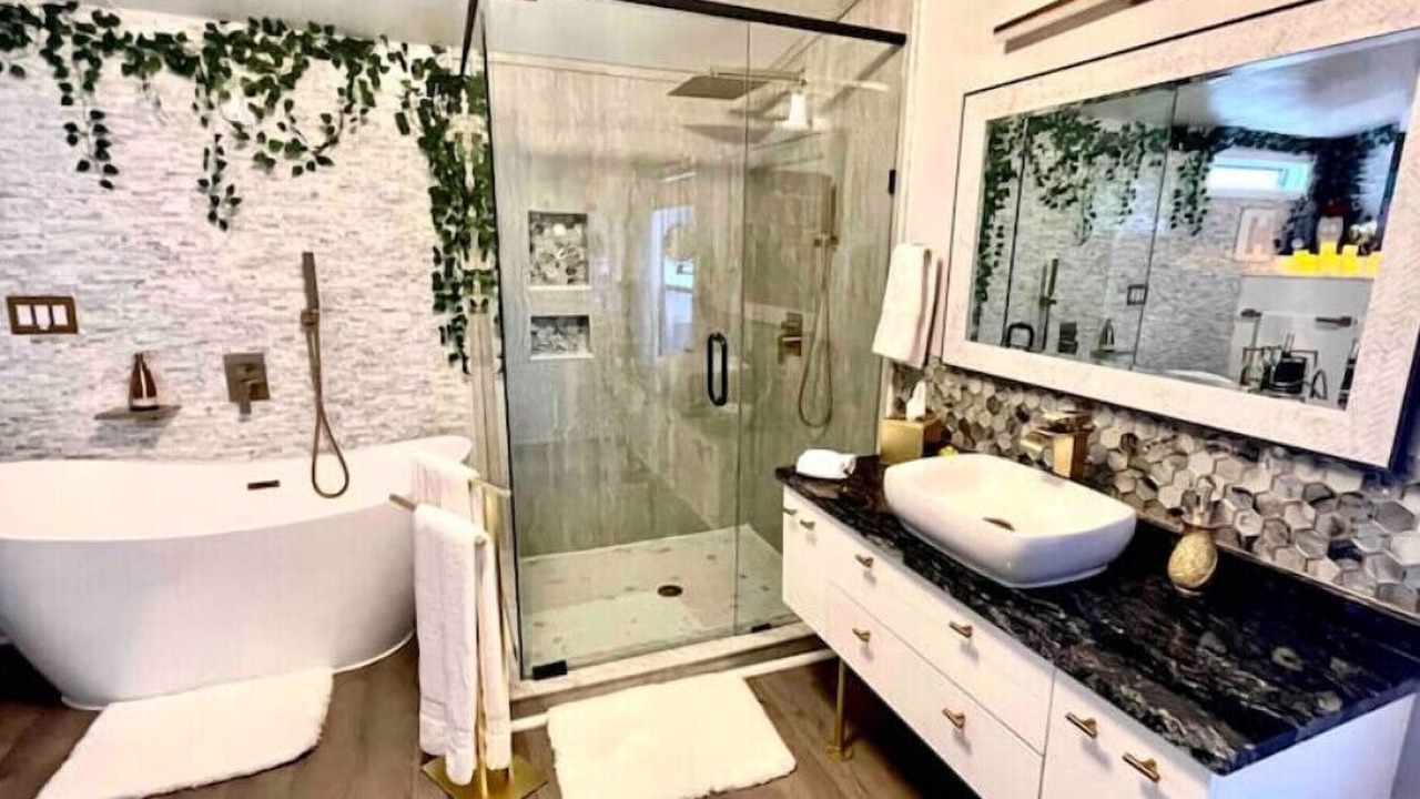 Photo of Bathroom in Northside