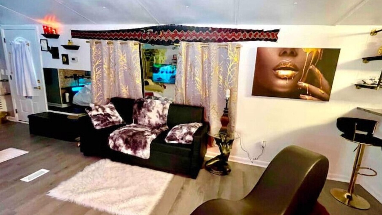 Photo of Livingroom in Northside