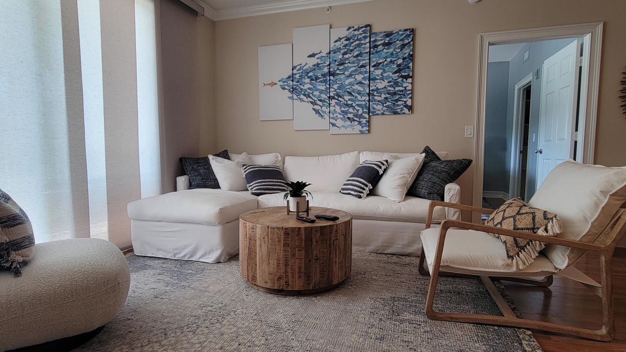 Photo of Bedroom in East Ocean Ave
