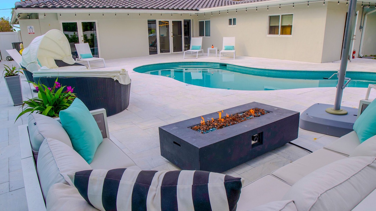 Photo of Outdoor in Dolphin Isles