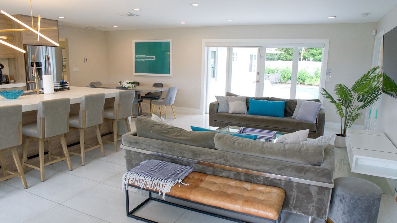 Photo of Livingroom in Dolphin Isles