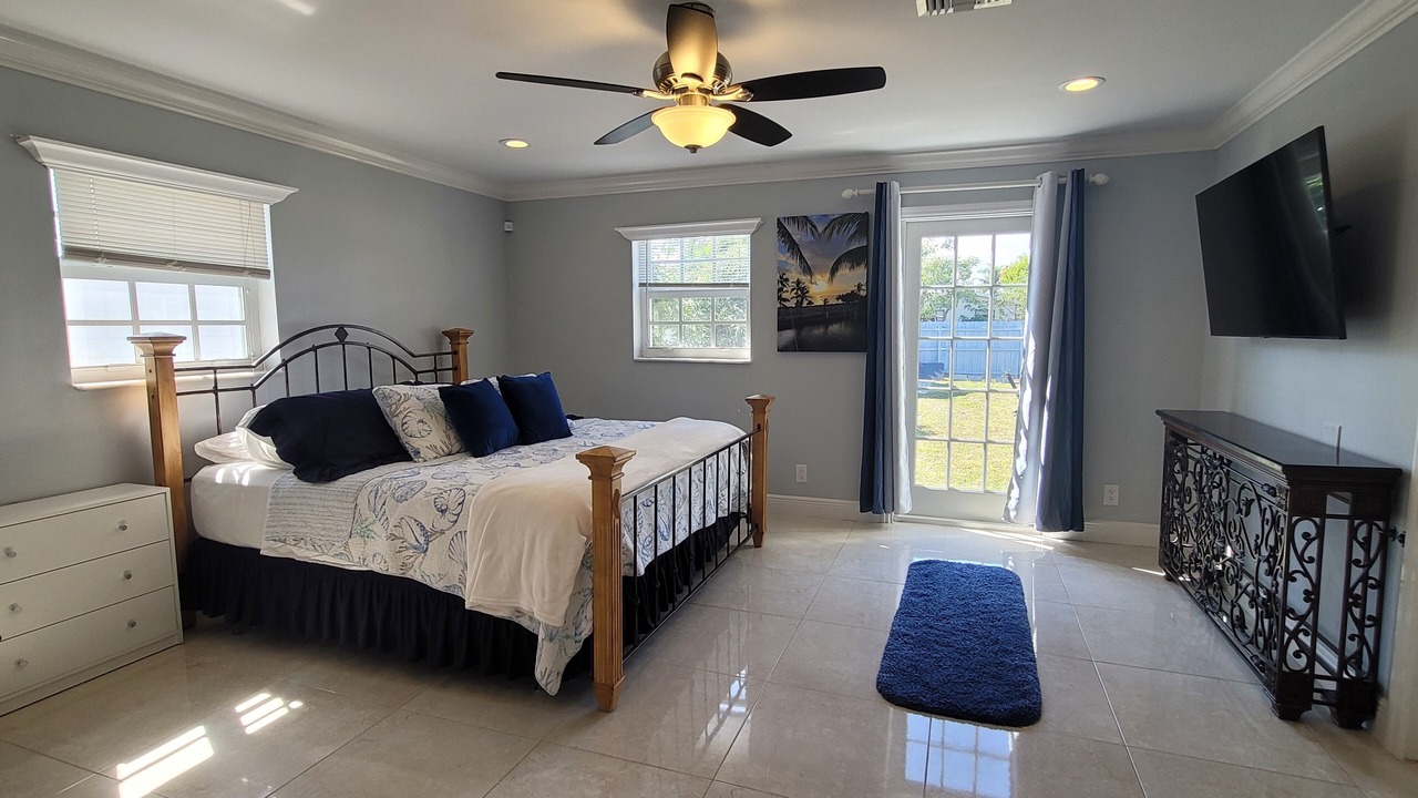 Photo of Bedroom in Pineapple Grove Arts District