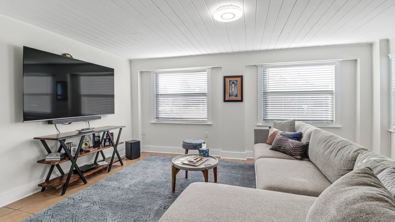 Photo of Bedroom in Coconut Grove