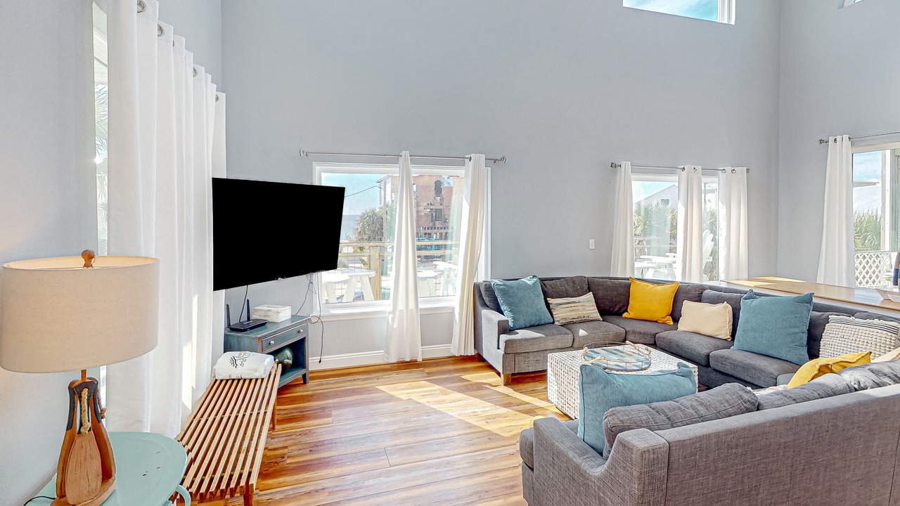Photo of Livingroom in Cape San Blas