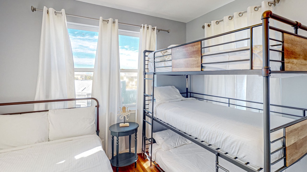 Photo of Bedroom in Cape San Blas