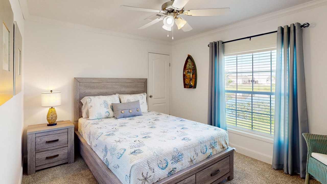 Photo of Bedroom in Taylor Creek