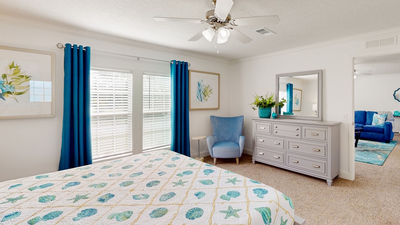 Photo of Bedroom in Taylor Creek