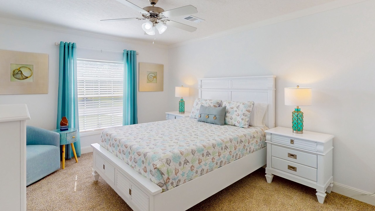 Photo of Bedroom in Taylor Creek