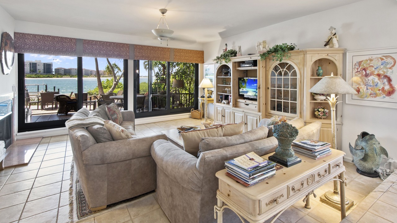 Photo of Bedroom in Isles of Capri