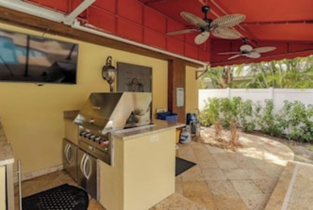 Photo of Patio Balcony in Palm Beach Shores