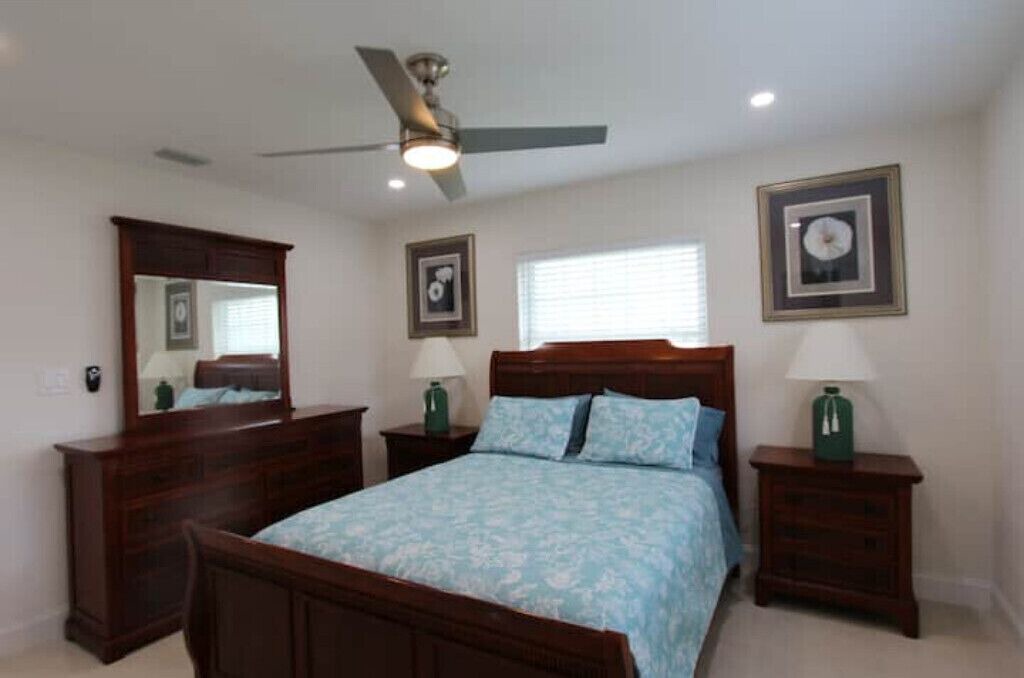 Photo of Bedroom in Golden Gate