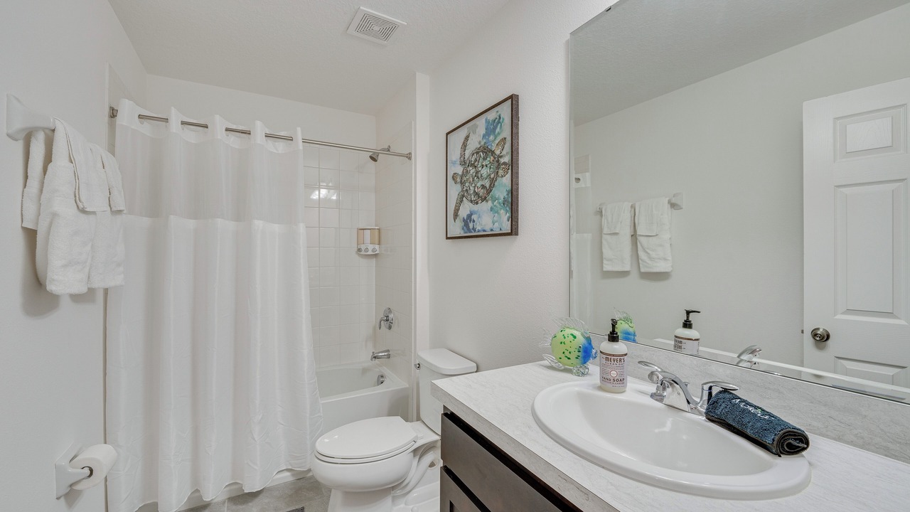 Photo of Bathroom in Loughman