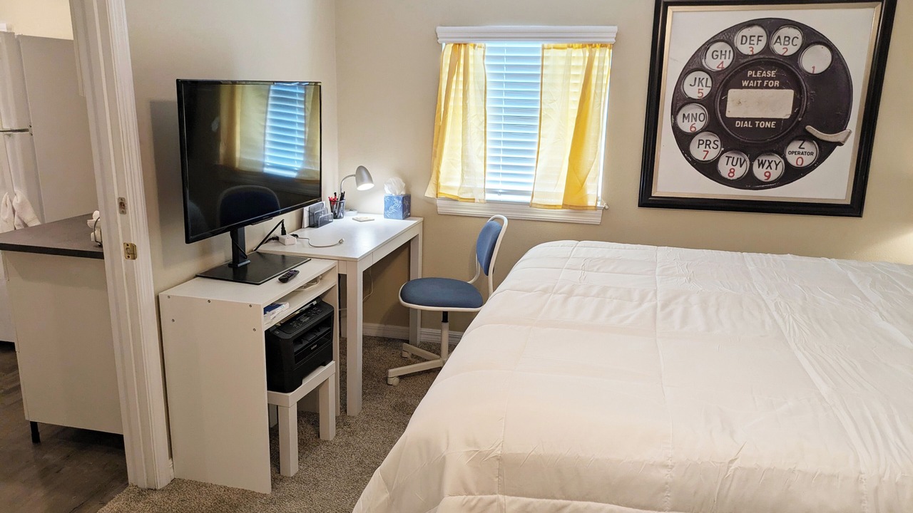 Photo of Bedroom in Cypress Gardens