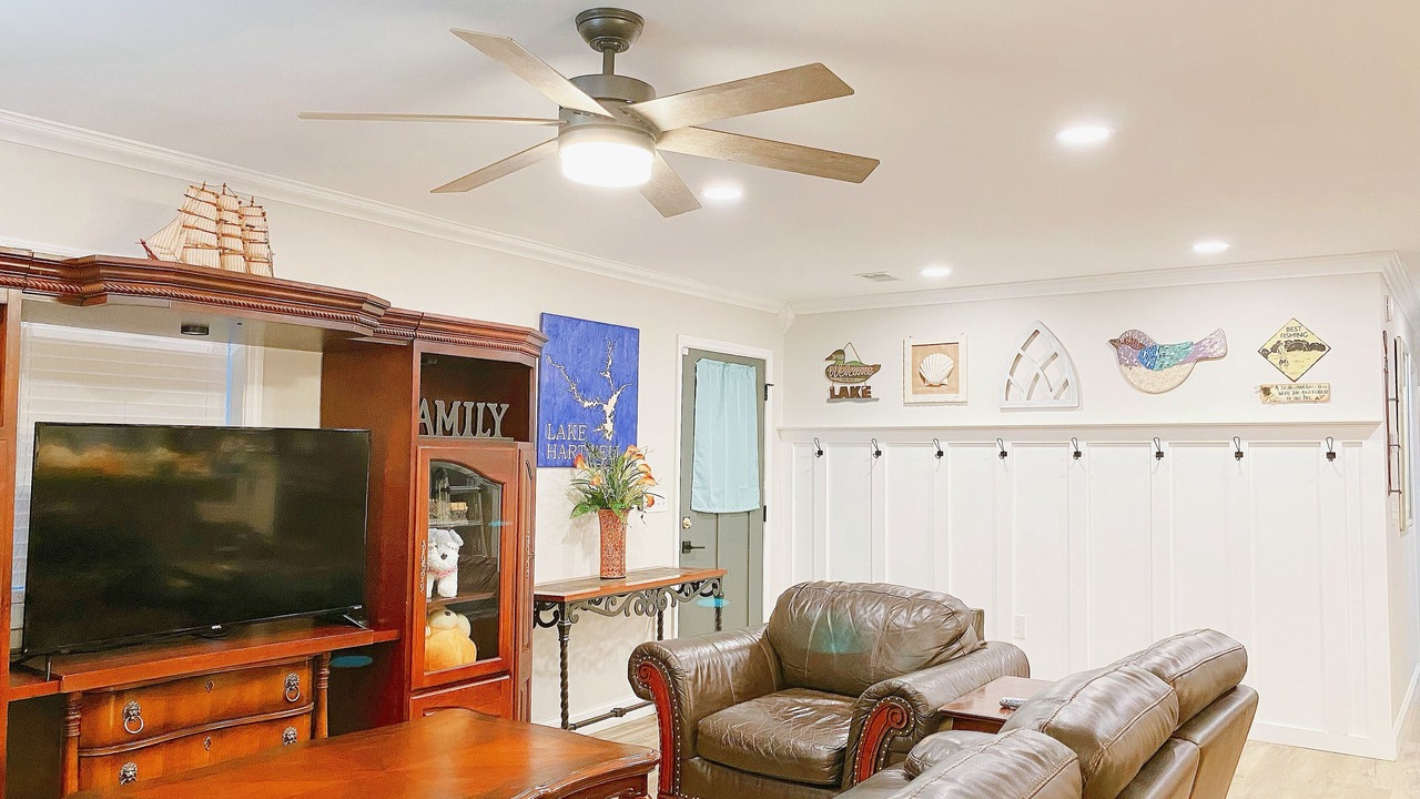 Photo of Livingroom in Hartwell