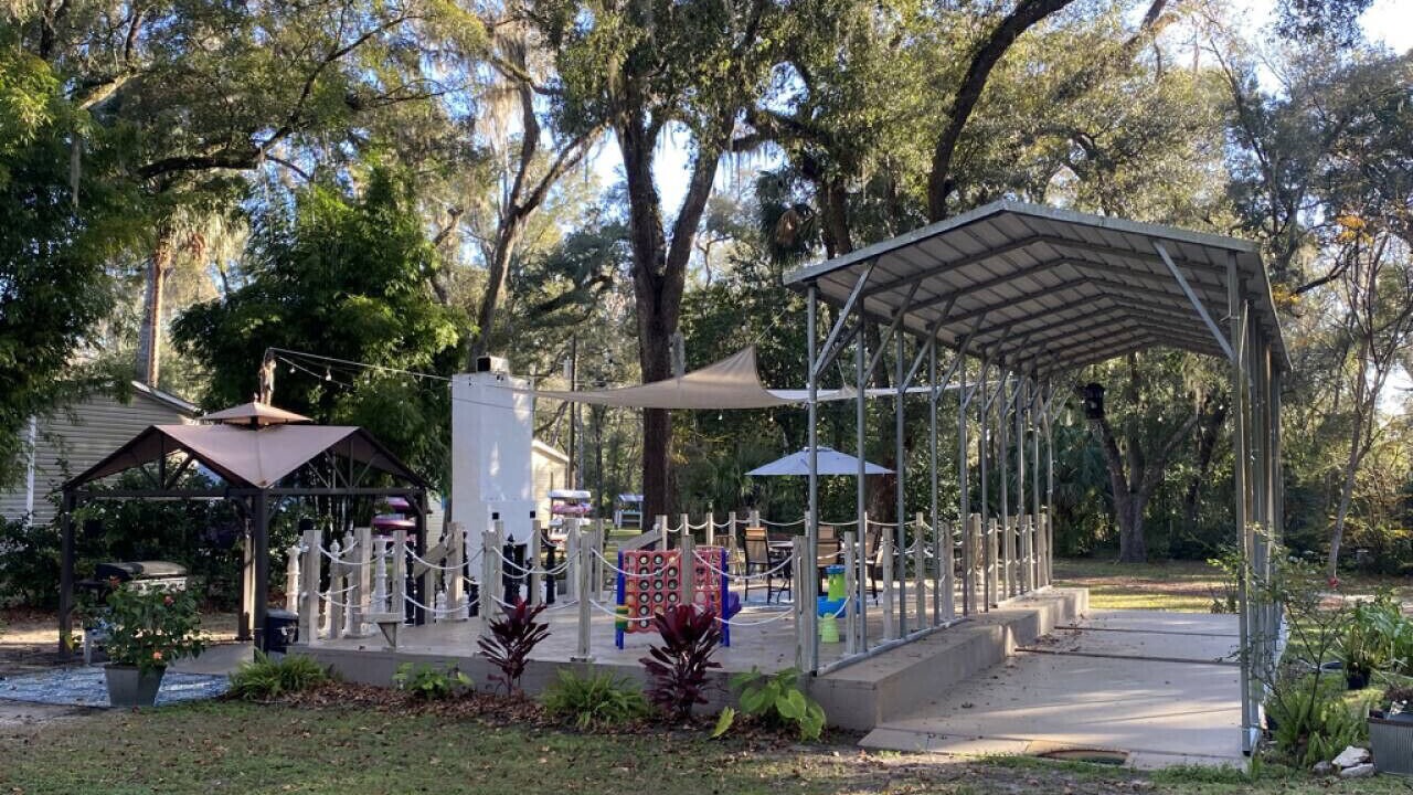 Photo of Others in Dunnellon