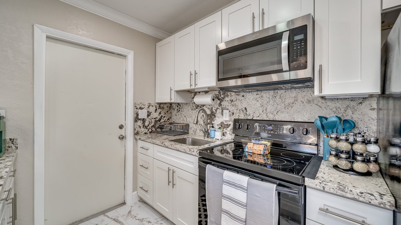 Photo of Kitchen in Central Fort Lauderdale