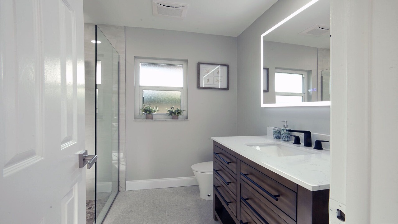 Photo of Bathroom in Coral Springs