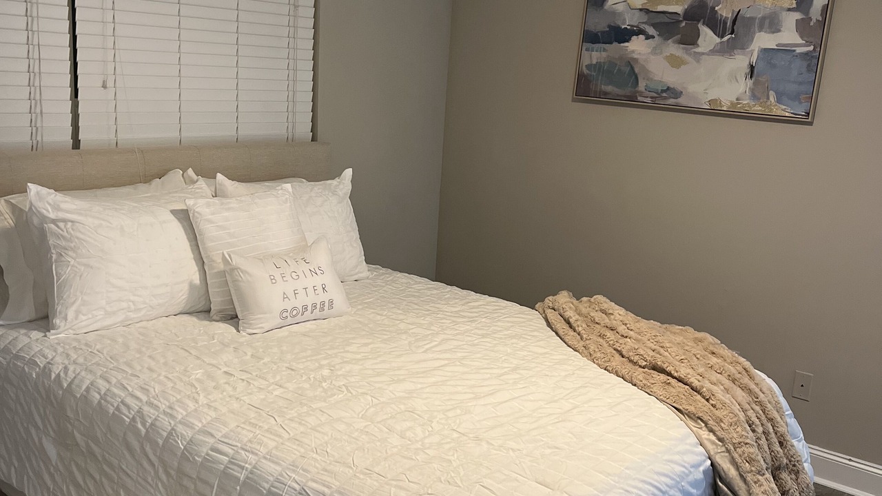 Photo of Bedroom in Piedmont Heights