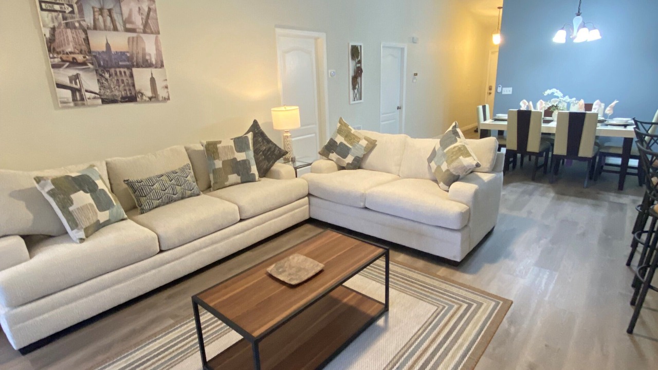 Photo of Livingroom in Sandy Ridge