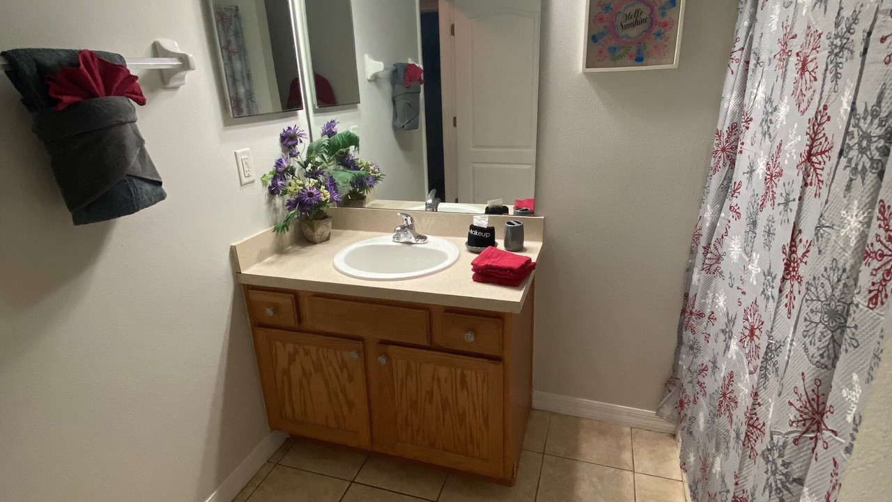 Photo of Bathroom in Sandy Ridge