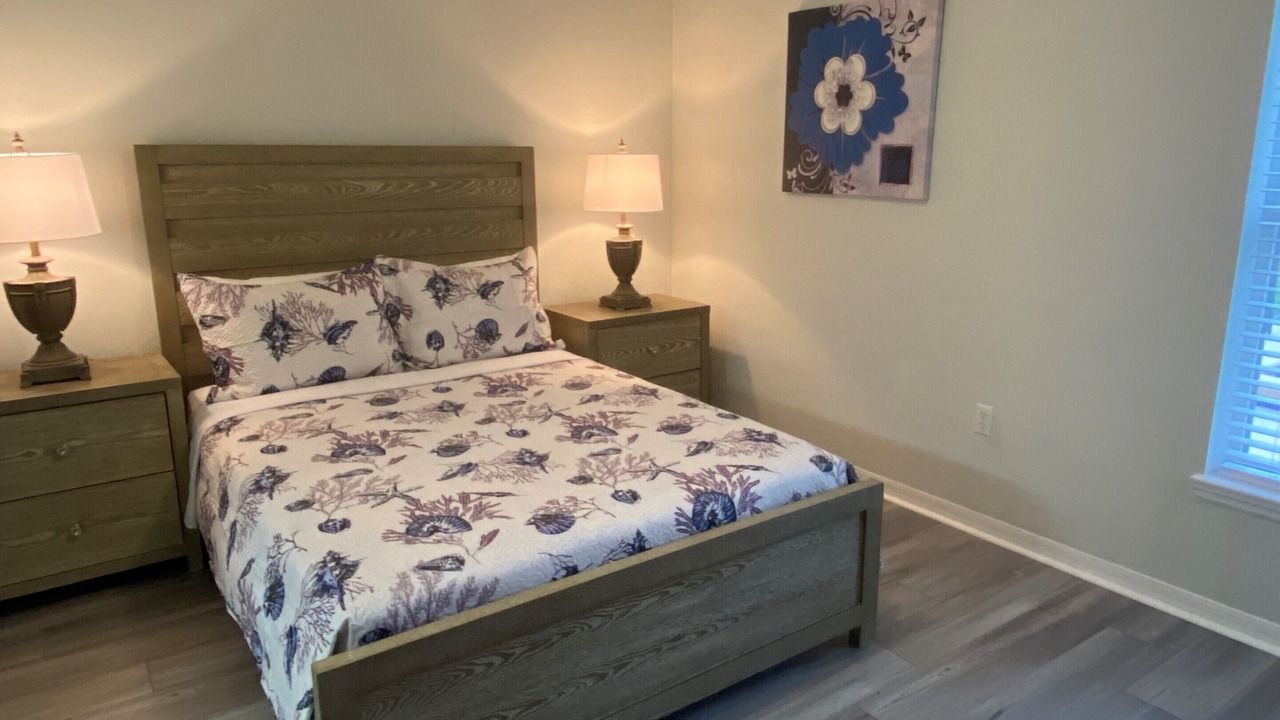 Photo of Bedroom in Sandy Ridge
