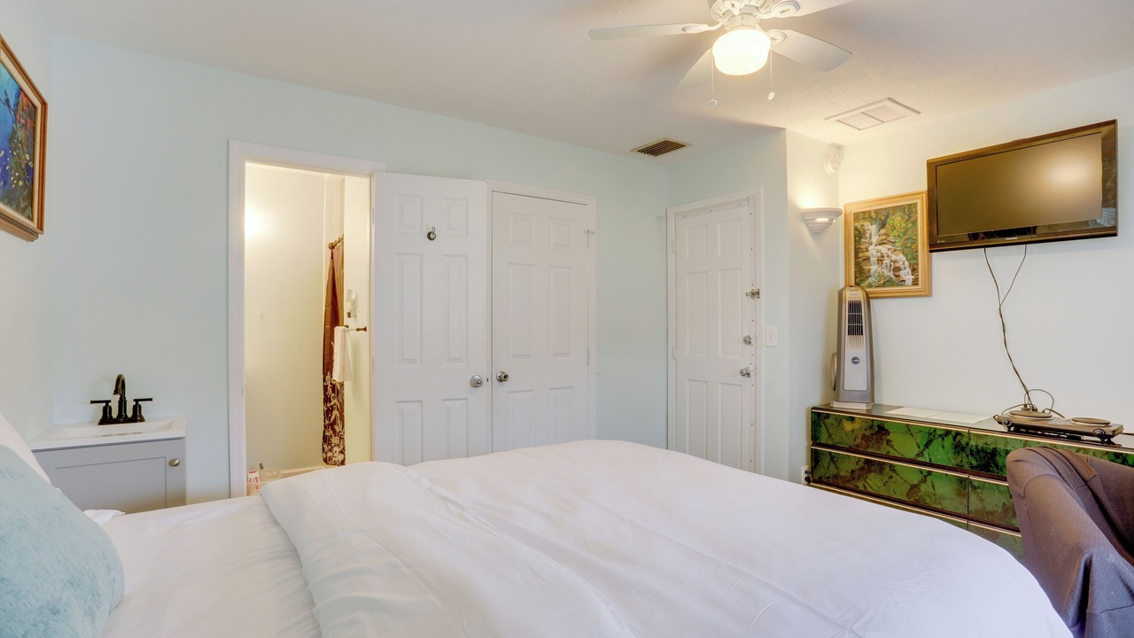 Photo of Bedroom in North River Shores