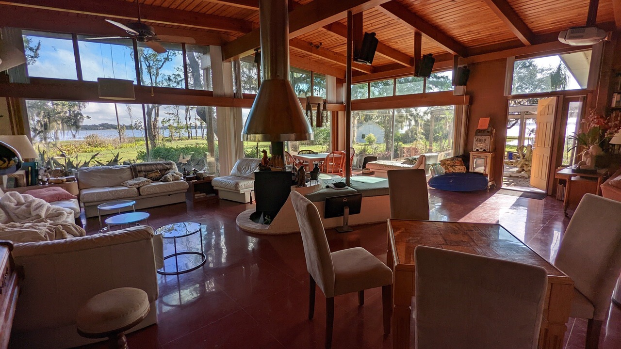 Photo of Livingroom in Windermere
